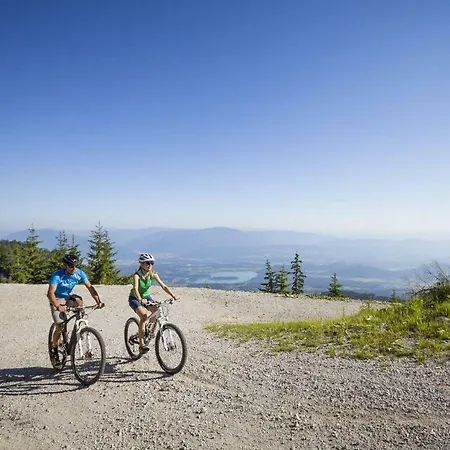 Alpe-adria Chanel Top12 Apartamento