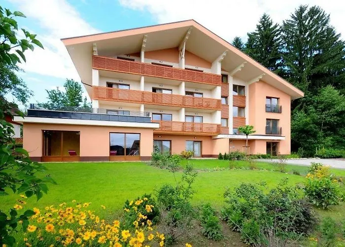 Alpe-adria Chanel Top12 *